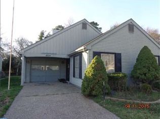 7 Scarborough Way, Southampton, NJ 08088