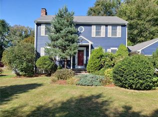 196 Schoolhouse Rd, Warren, RI 02885