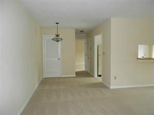 4th image of 2509 Gatehouse Ln