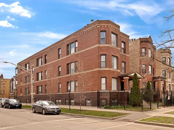 2148 N Sawyer Ave #302, Chicago, IL 60647