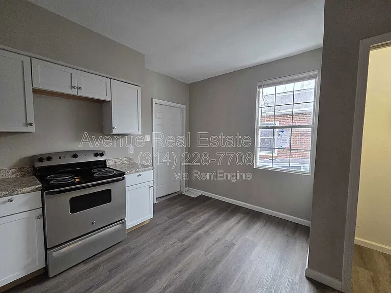 1131 N Florissant Rd — Photo 12