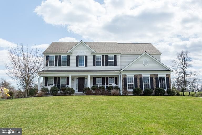 1st image of 463 Norland Dr