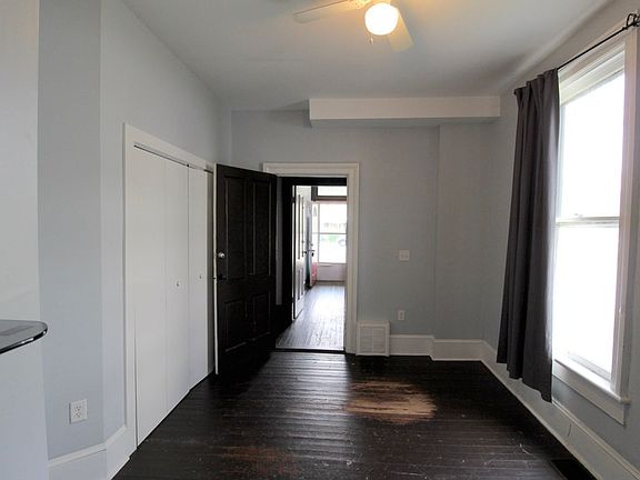 4th image of 254 W Market St #8B-2Ba
