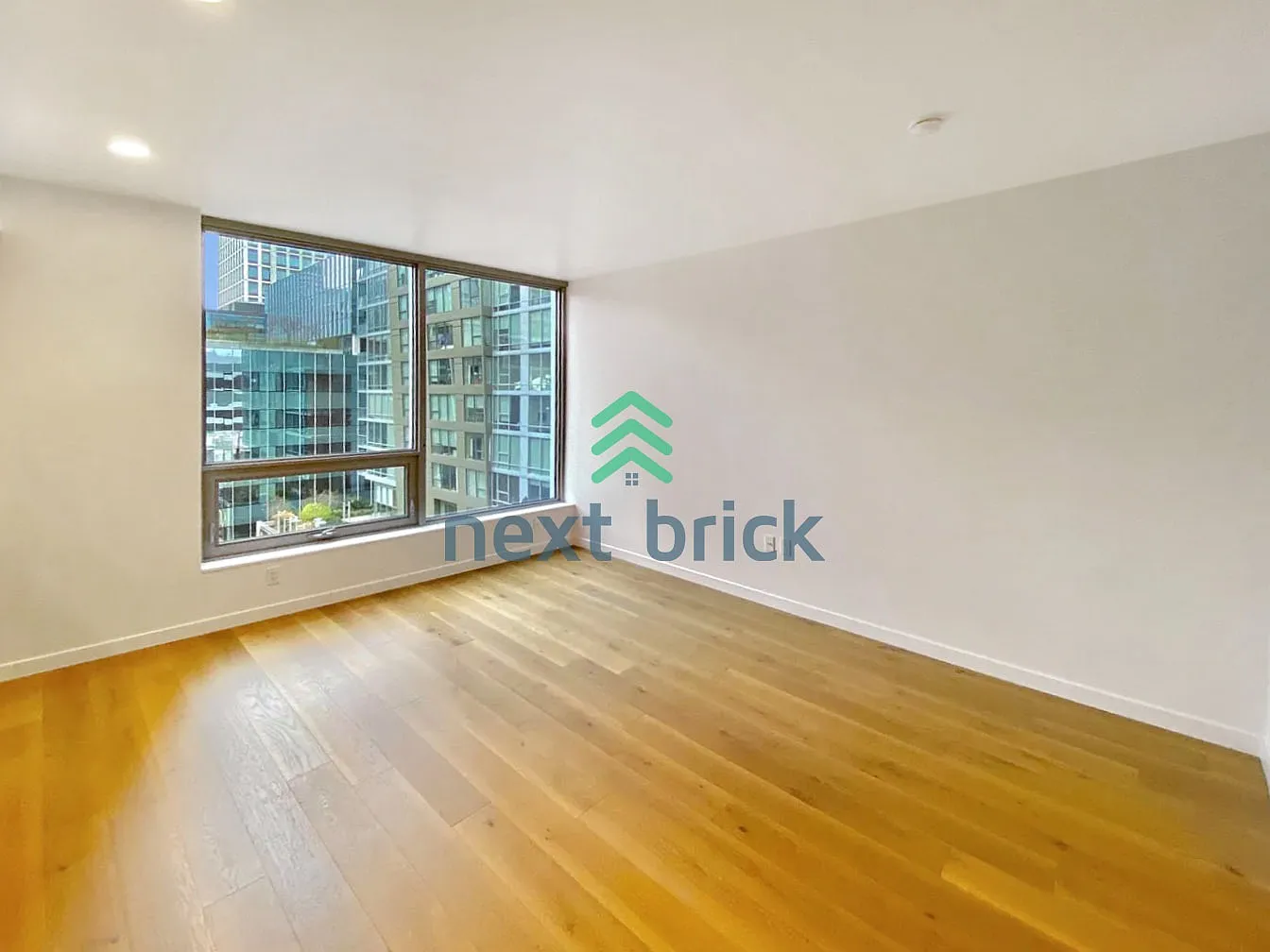 "Chic Urban Living in Seattle's Heart: Cozy Studio with Full Bath at 1808 Minor Ave!" — Photo 3