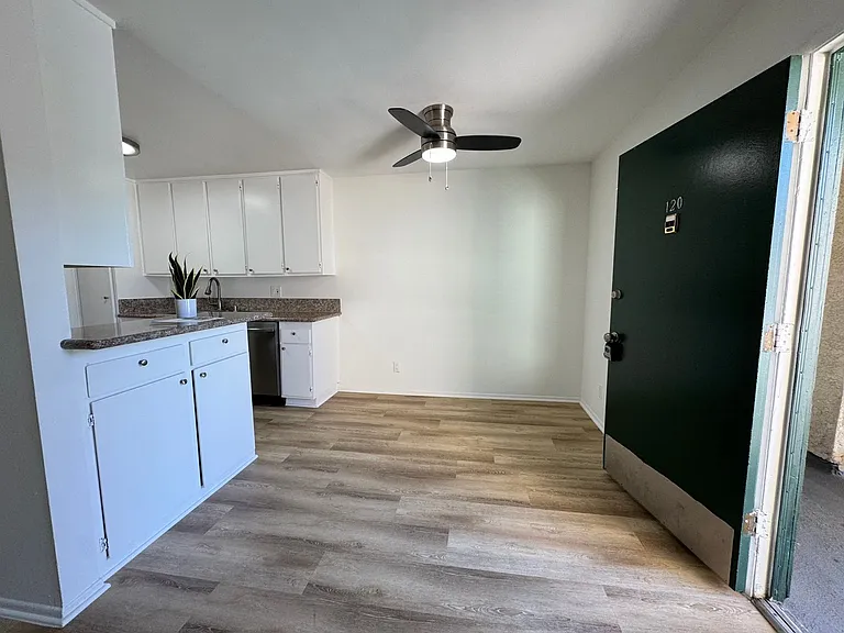 20317 Saticoy St — Photo 16