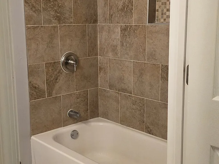 903 Joshua Tree Ct — Photo 10