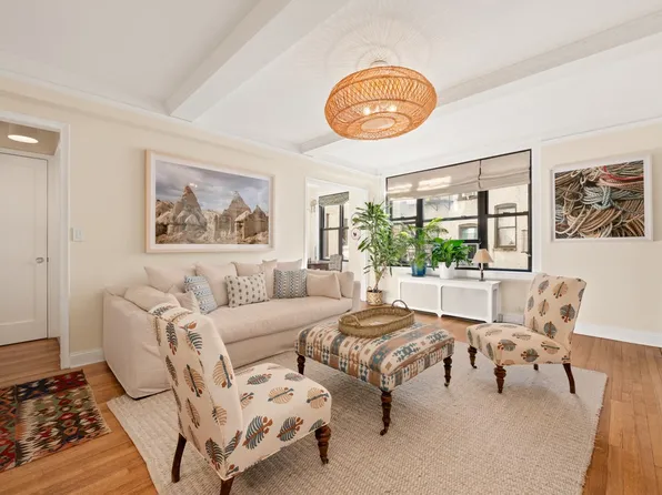 12 East 97th Street image 1 of 8