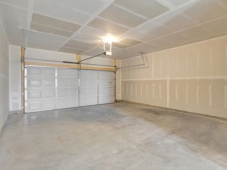 6358 Coverage Ct — Photo 37