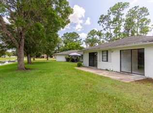 13742 Bottlebrush Ct, Wellington, FL 33414