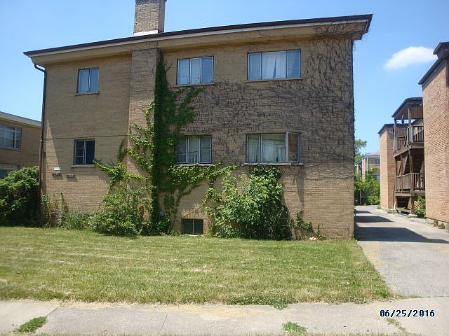 1st image of 754 Walnut St #0