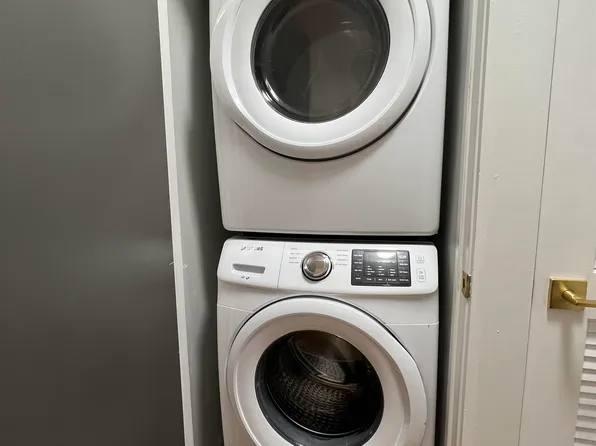 12 Ivy Place image 29 of 37