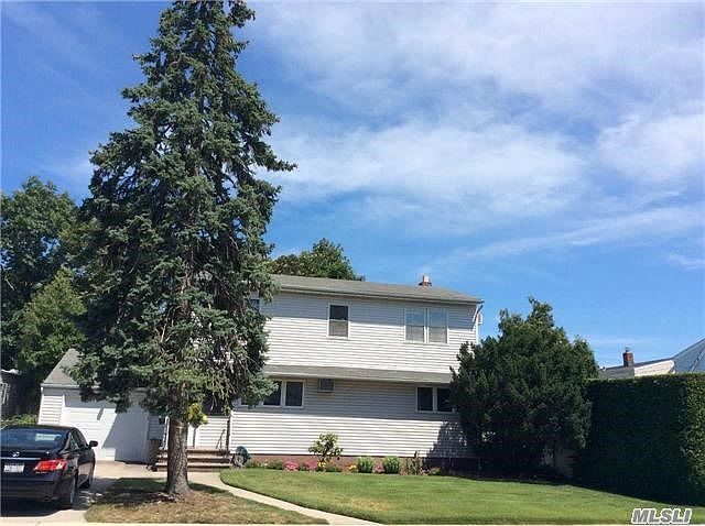 1st image of 14 Meadow Dr