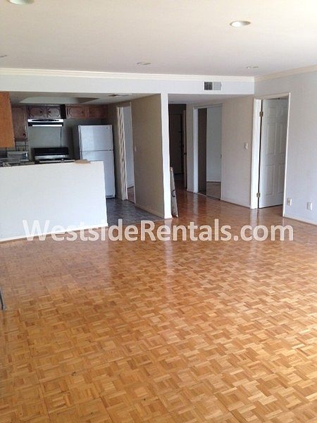 1st image of 1037 N Vista St APT 103