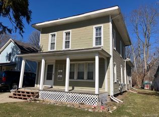 504 E Clinton St, Howell, MI 48843