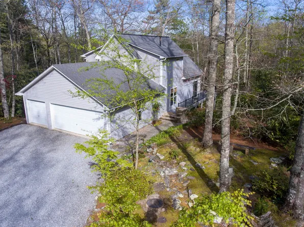 176 Long Pond Lane, Cashiers, NC 28717