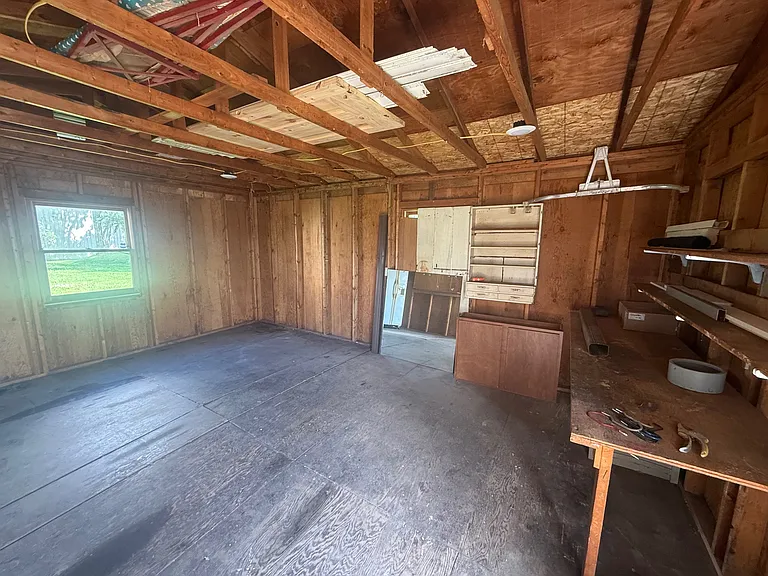 2301 Badger Ln — Photo 17