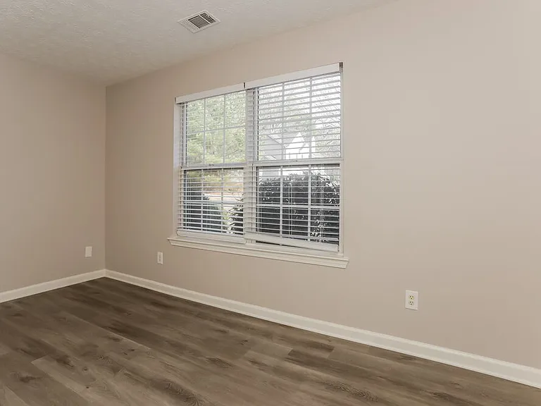 1020 Trotters Farm Rd — Photo 14