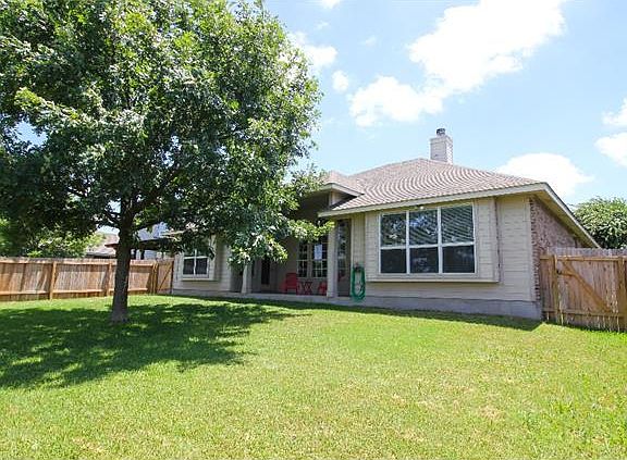 4th image of 20221 Bellerive Dr