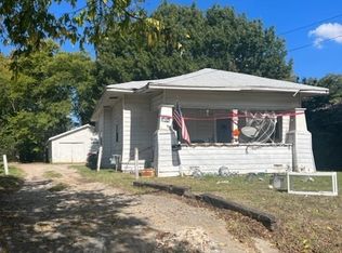 221 8th Ave NW, Ardmore, OK 73401