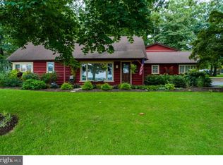 633 Meetinghouse Rd, Harleysville, PA 19438