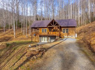 708 Thornhill Dr, Sylva, NC 28779