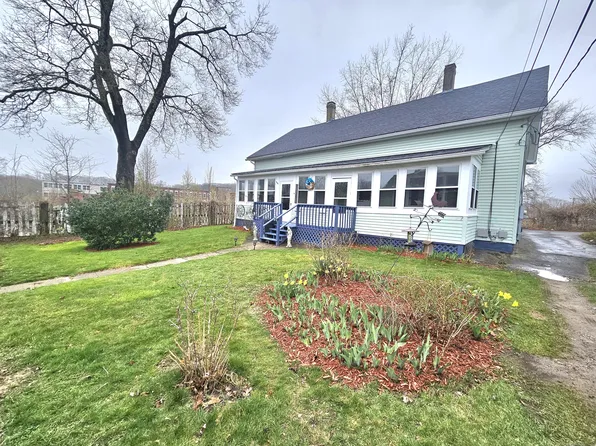 30-32 Roy Street, Plainfield, CT 06354