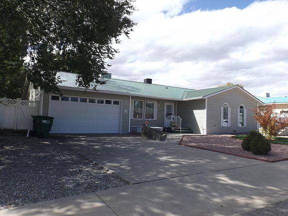 4th image of 3109 N Aspen Dr