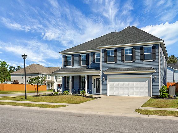 3rd image of 126 Headwater Dr