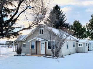 3727 SW Parrish Ln, Powell Butte, OR 97753