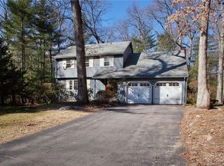 1 Kilmer Ln, Granby, CT 06035