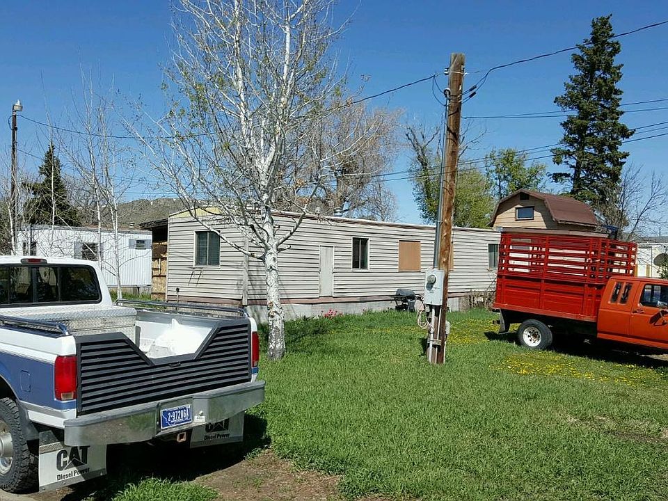 2nd image of 28 1st St S