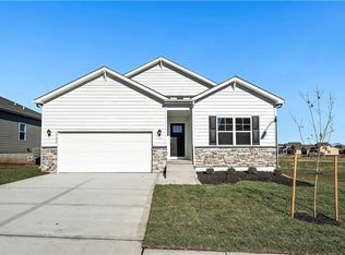 617 Marie Ct, Liberty, MO 64068