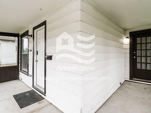 WM - Front Entrance