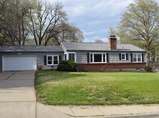 4100 W 54th Ter, Roeland Park, KS 66205