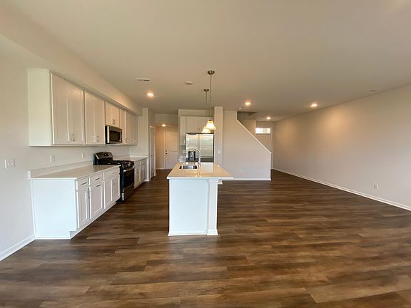 3rd image of 8783 Pioneer St #17