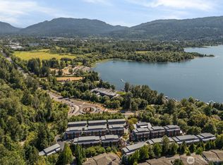 4261 213th Place Se ##43, Issaquah, WA