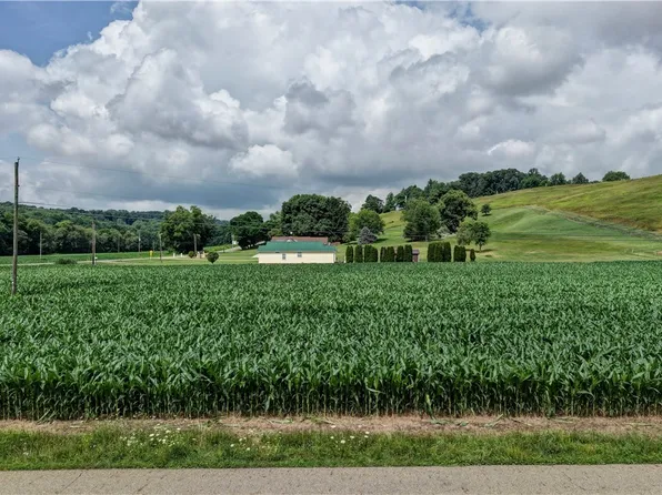 3408 Bair Rd NW, Dover, OH 44622