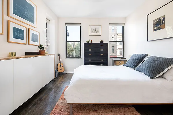 Sold by Compass | media 10