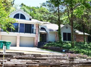 900 Sleepy Hollow Dr, Cedar Hill, TX 75104