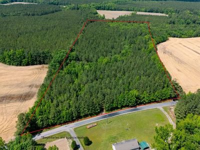 172AC Comans Well Rd, Stony Creek, VA, 23882