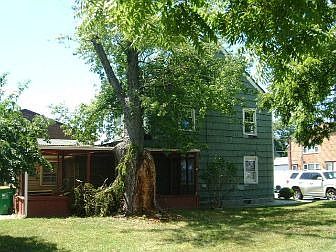 5th image of 120 E Ayre St