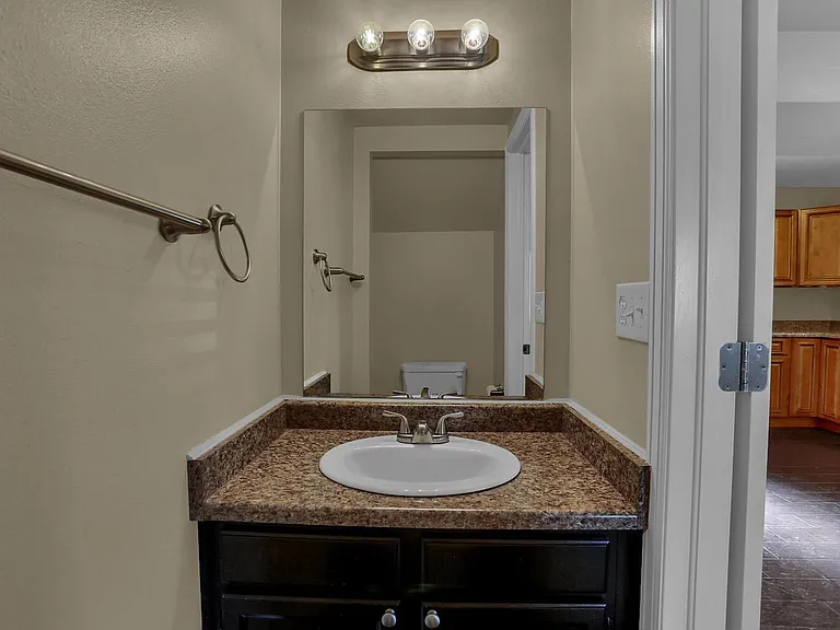 2488 Washo Cir — Photo 16