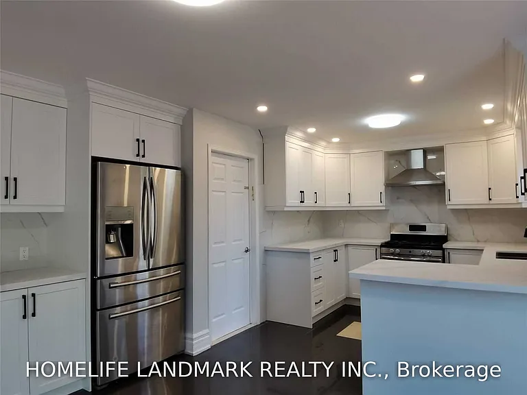 367 Huntington Ridge Dr #UPPER — Photo 5