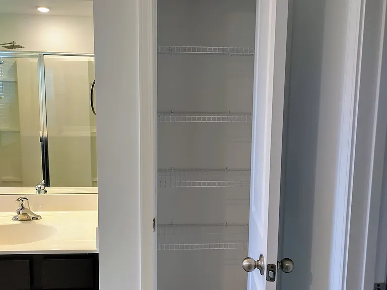 1111 Lossie Ln — Photo 17