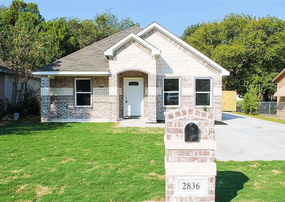 1st image of 2836 Stuart Dr