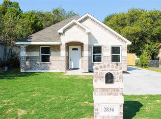 2836 Stuart Dr, Fort Worth, TX 76104
