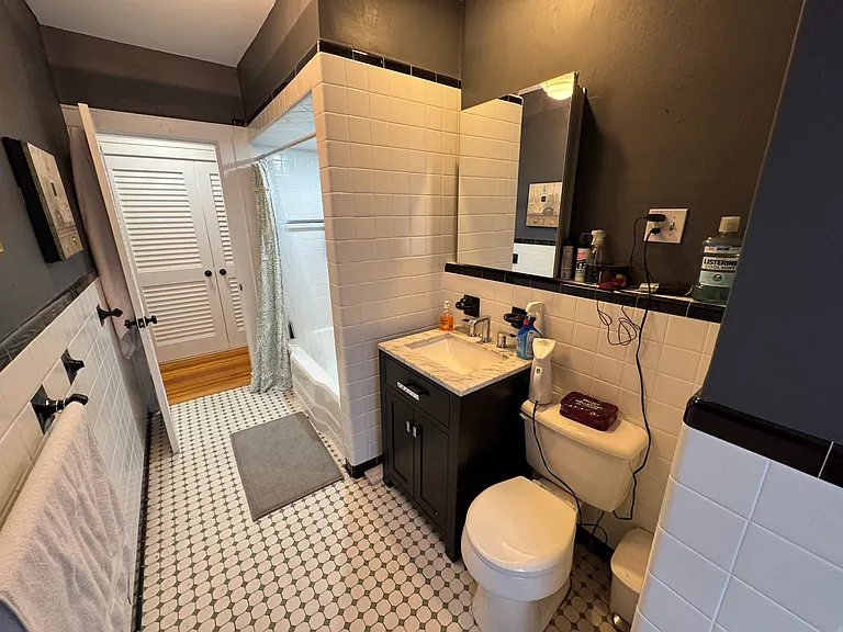 41 Melville Ave — Photo 18