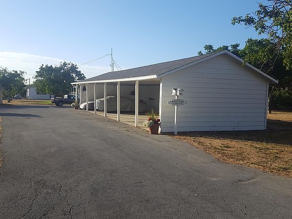3rd image of 4125 Prunedale Ave