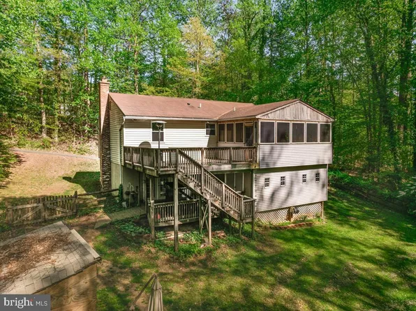 5030 Sunnyhills Dr, Sunderland, MD 20689