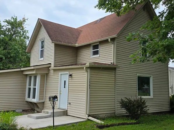 1307 Greene St, Adel, IA 50003